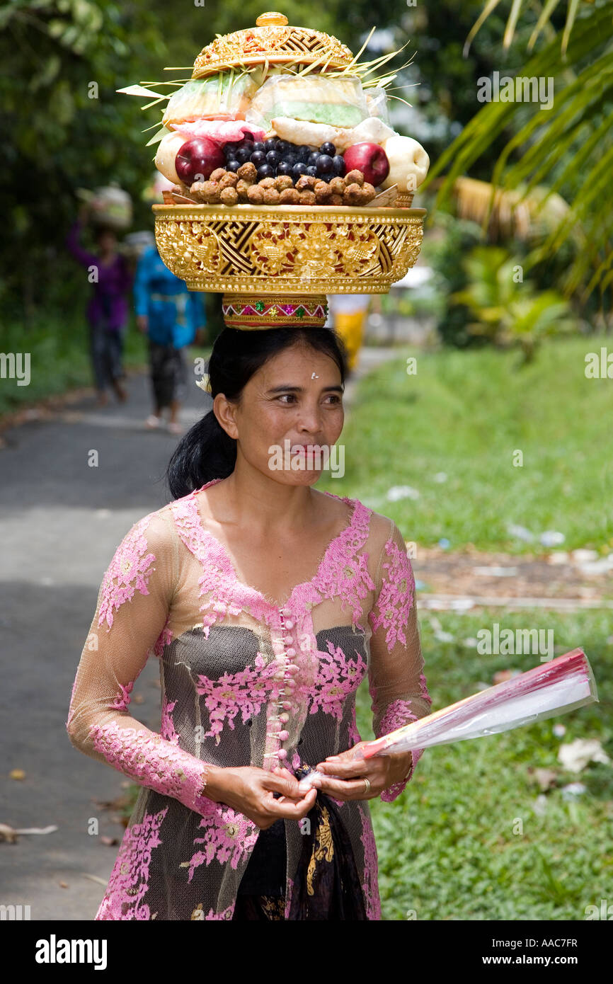 Balinese lady Bali Indonesia Stock Photo Alamy