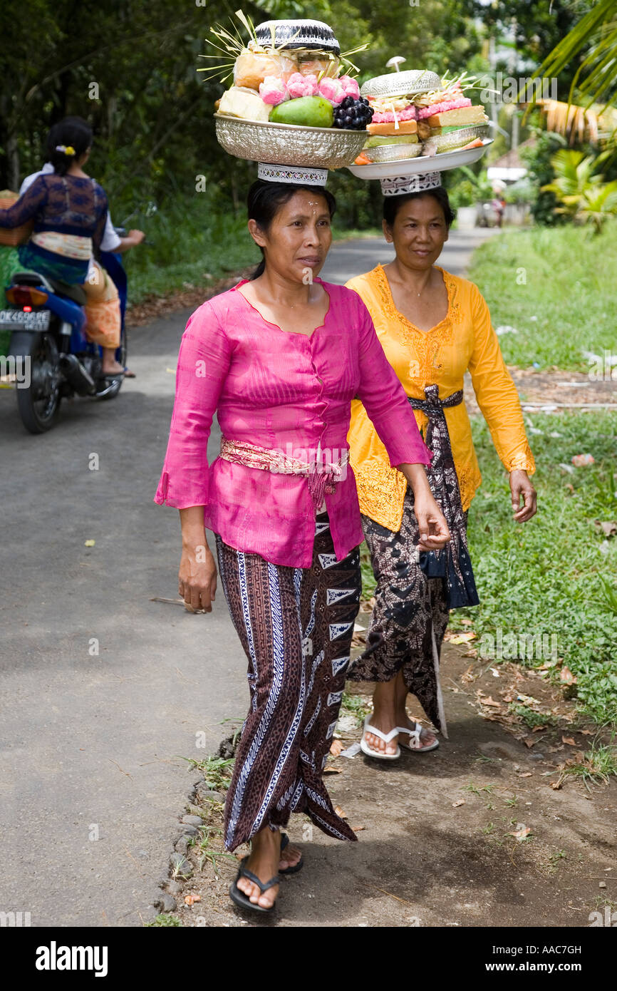 Balinese lady Bali Indonesia Stock Photo Alamy