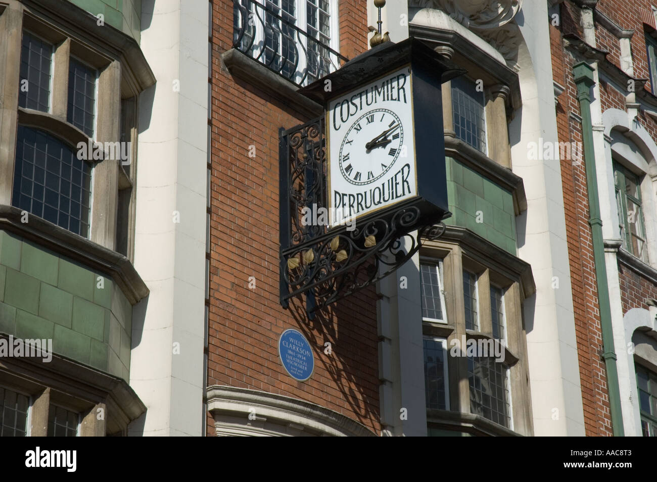 Art nouveau london hires stock photography and images Alamy