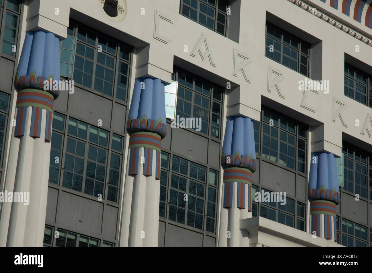 Diagonal Column Building Diagonal columns building hi-res stock photography and images - Alamy