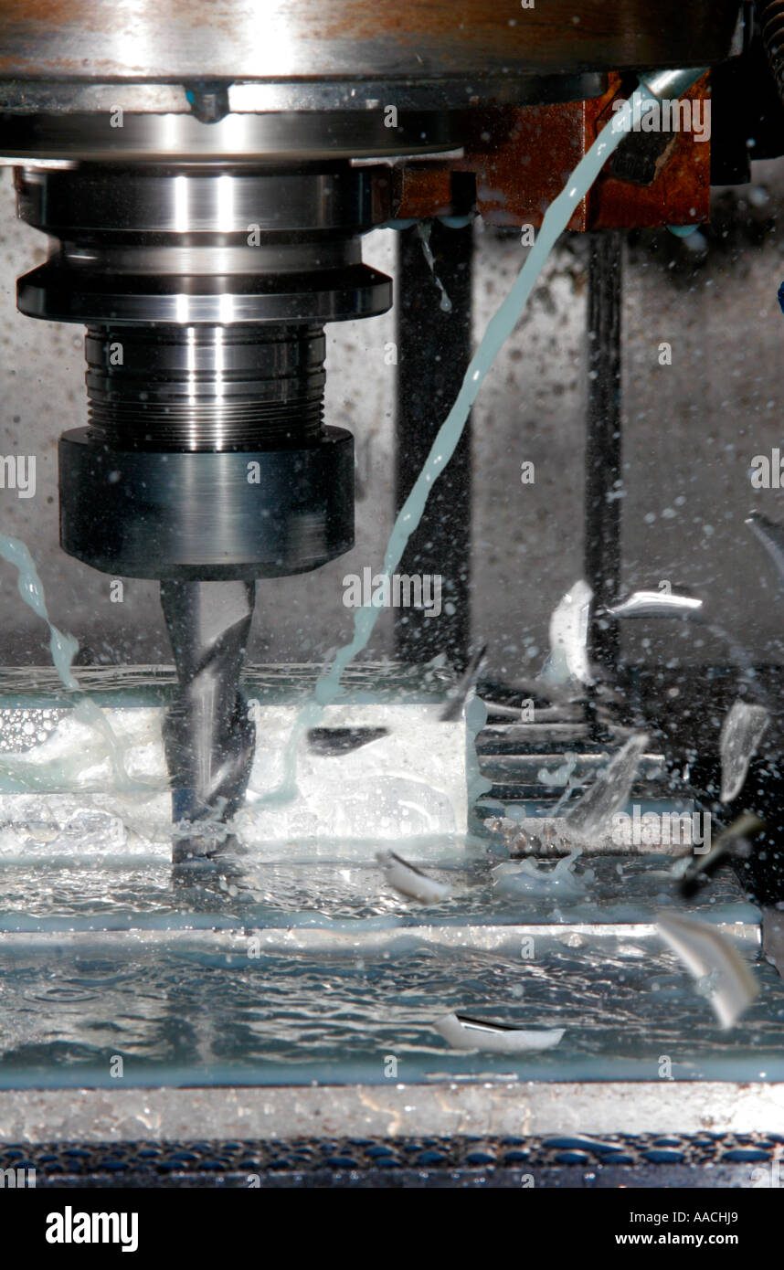 Aluminium machining hires stock photography and images Alamy