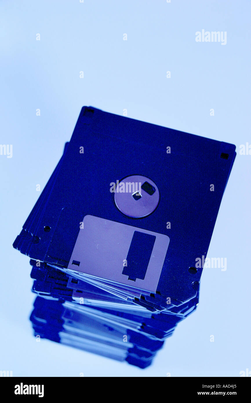 Physical disks hi-res stock photography and images - Alamy