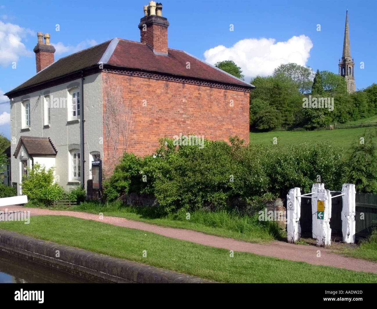 england west midlands worcestershire the worcester and birmingham canal tardebigge locks canals inland waterway waterways narrow Stock Photo