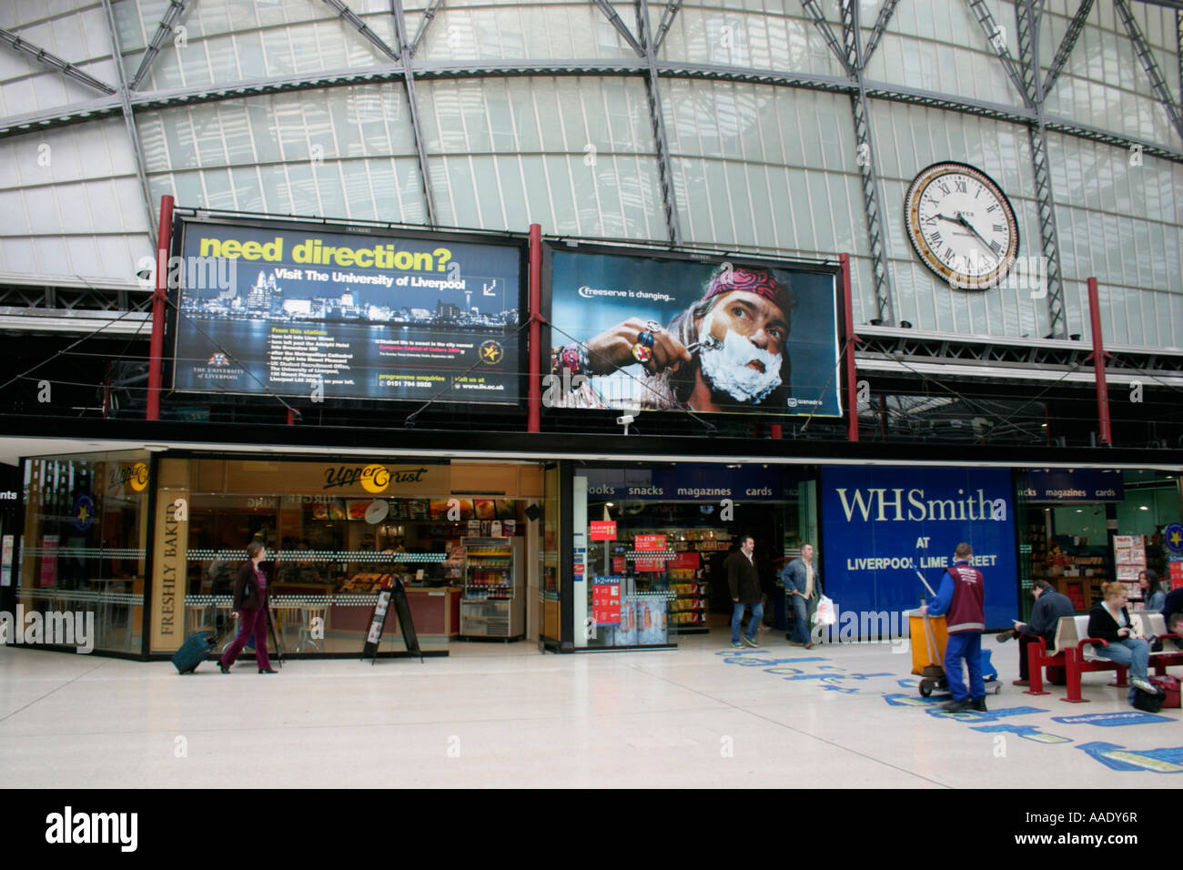 Liverpool Lime Street railway Station interior england uk gb Stock Photo