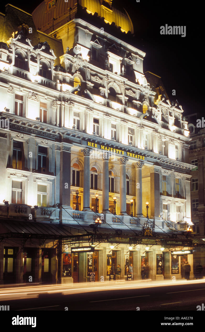 Phantom of the Opera Her Majesty s Theatre London at night England Stock Photo