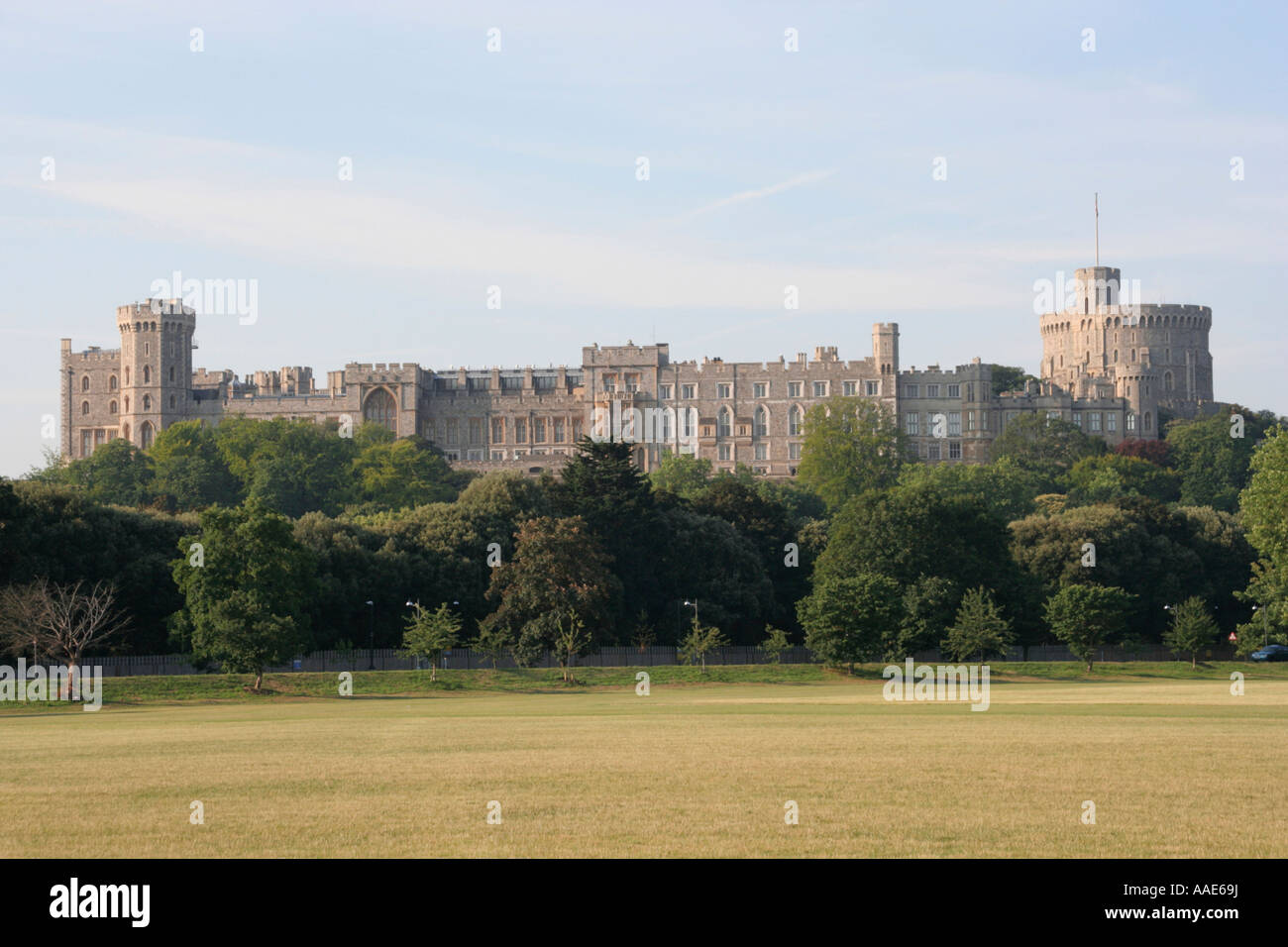 windsor castle queen's residence london england uk gb Stock Photo Alamy