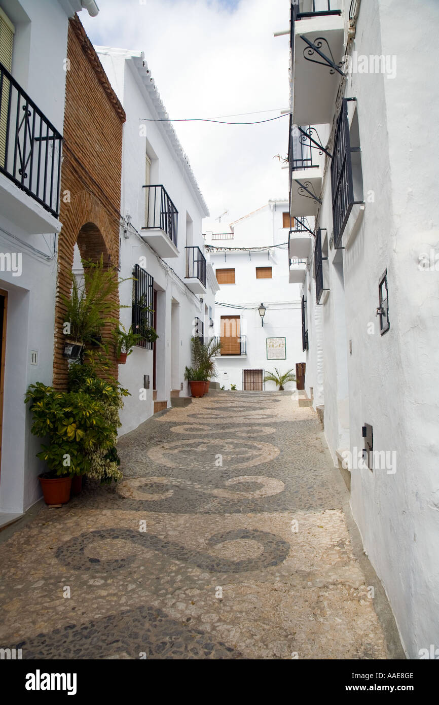 White washed Spanish houses in Frigiliana Stock Photo Alamy