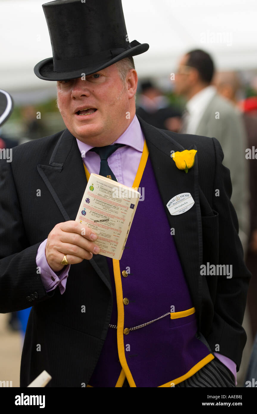 Gentleman wearing formal attire at Royal Ascot Stock Photo Alamy