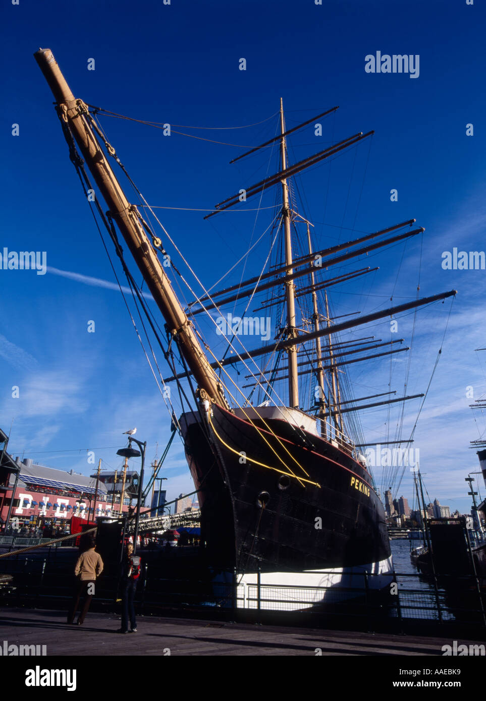 Sailing ship peking hires stock photography and images Alamy