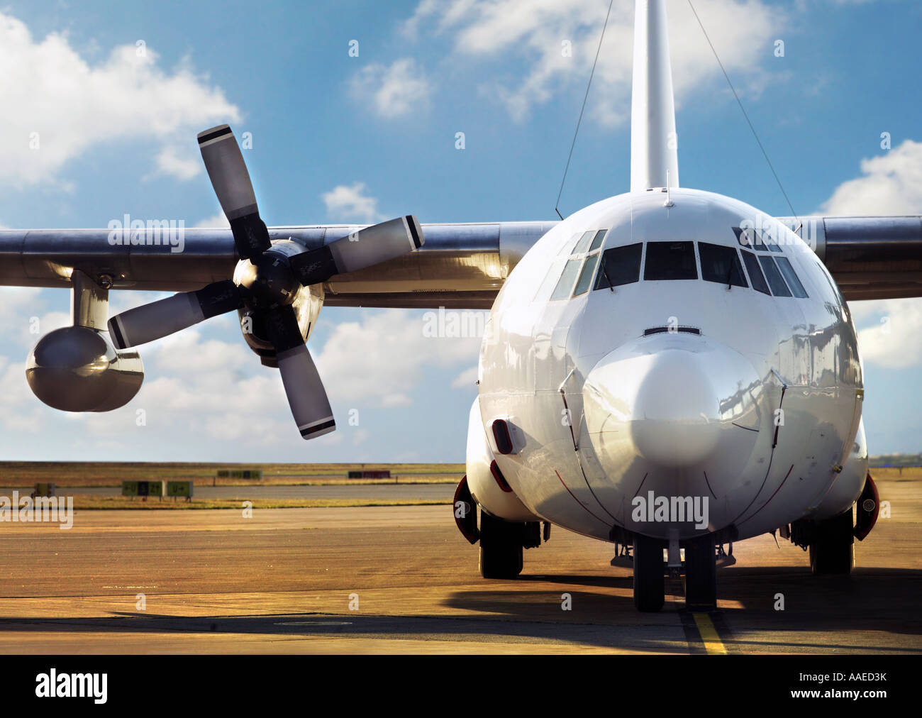 plane parked at the airport Stock Photo - Alamy