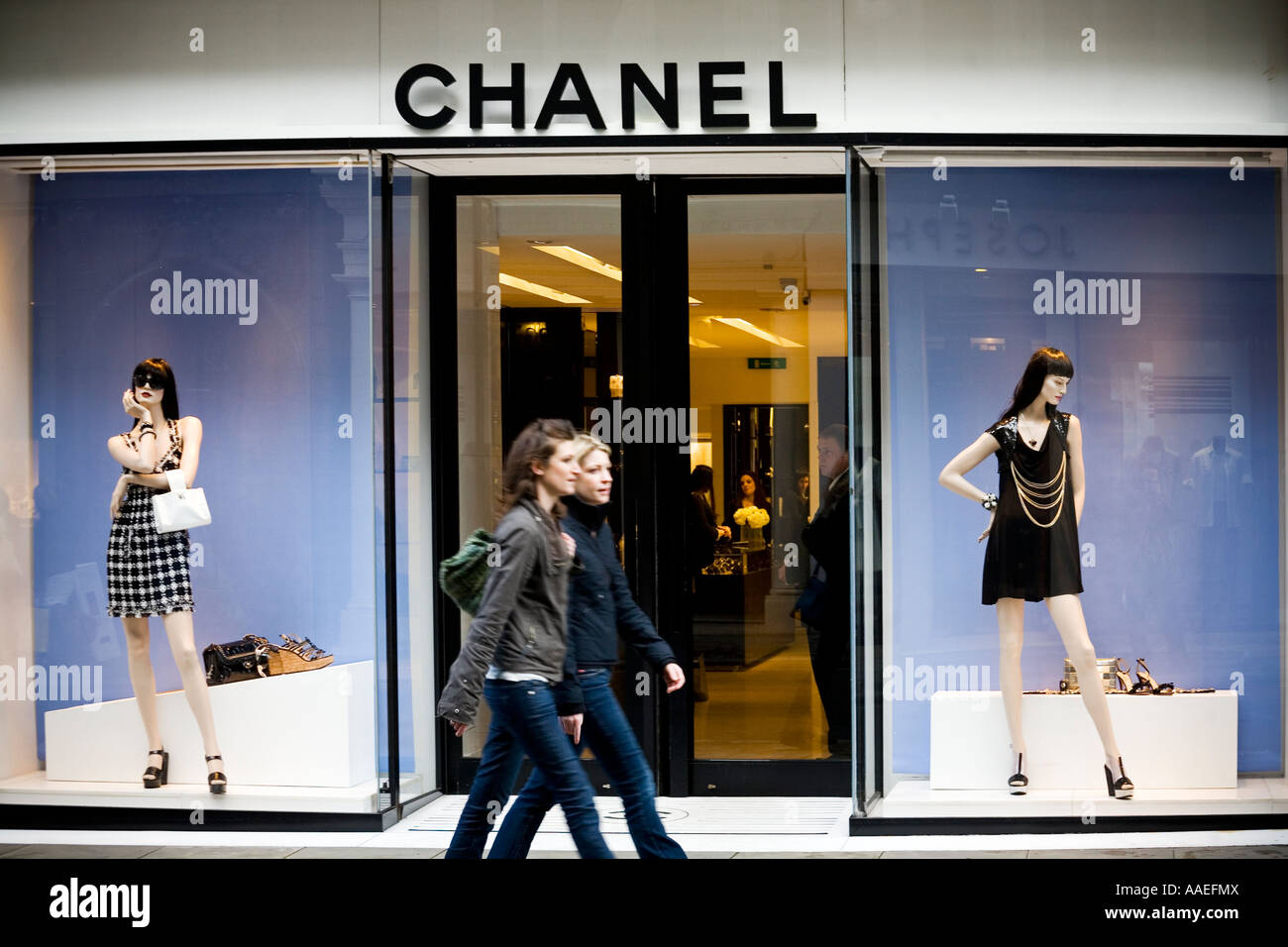 Chanel store on New Bond Street London Stock Photo, Royalty Free Image ...
