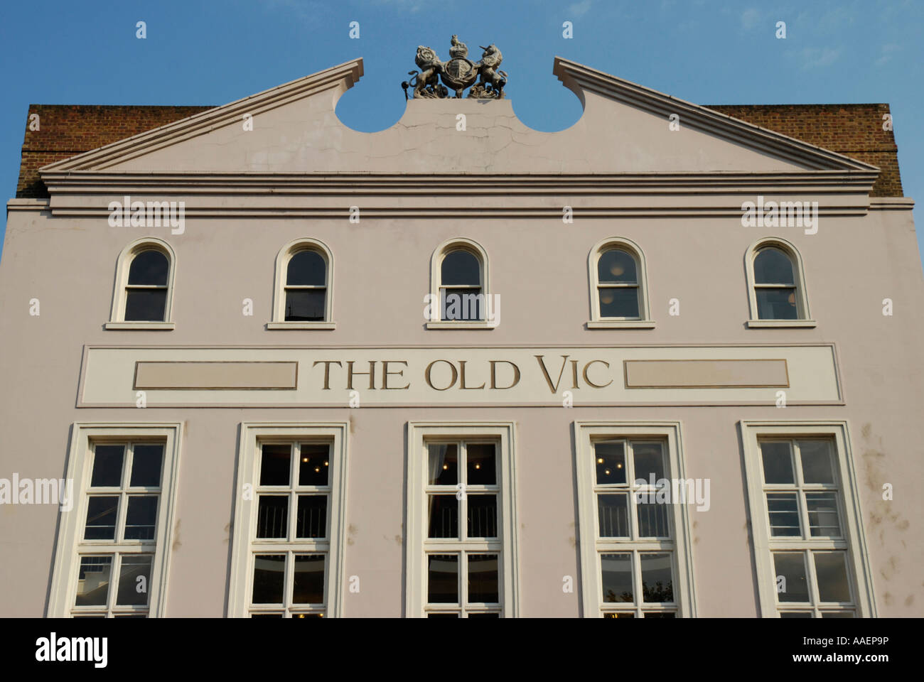 The old vic theatre london hi-res stock photography and images - Alamy