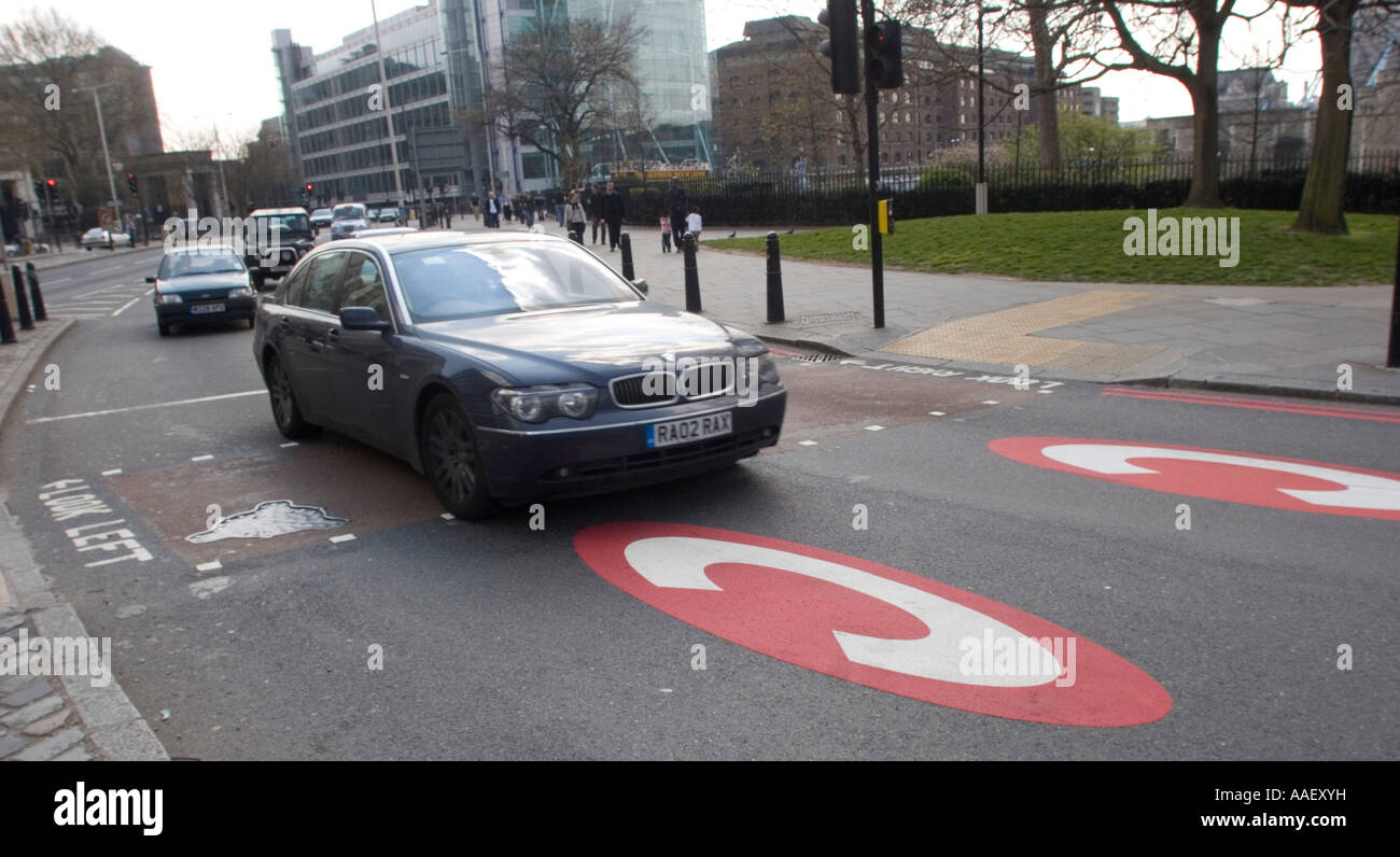 Congestion charge signs hires stock photography and images Alamy