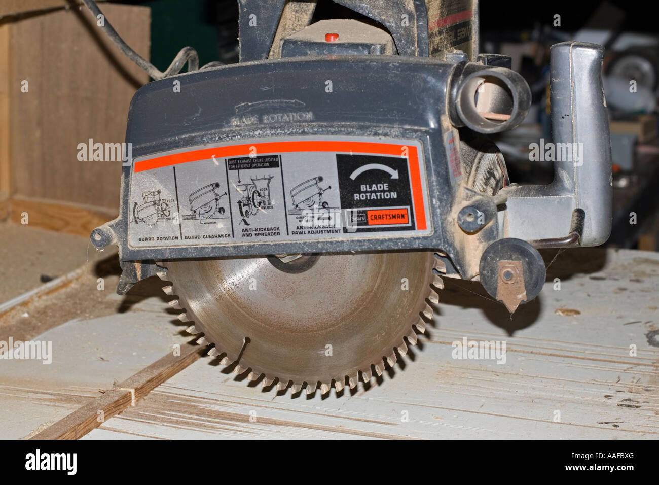 Download Radial Arm Saw Stock Photos & Radial Arm Saw Stock Images - Alamy