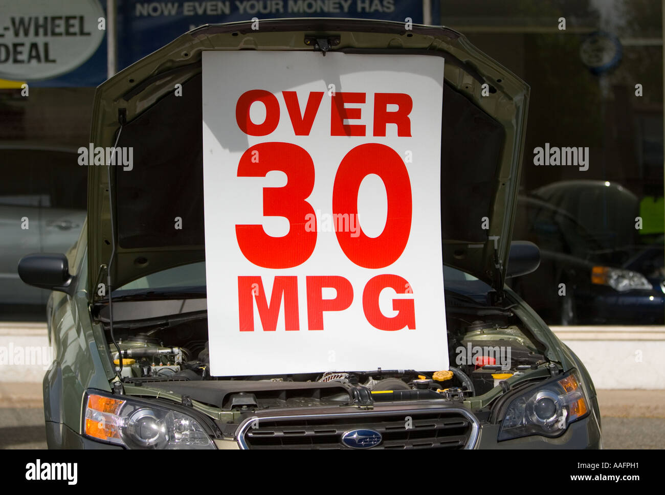 Fuel efficient cars hires stock photography and images Alamy
