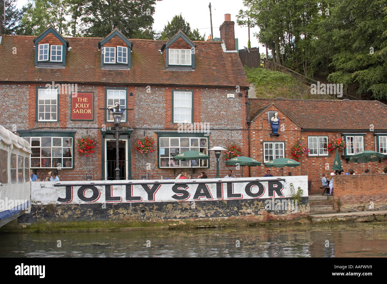Old bursledon hires stock photography and images Alamy