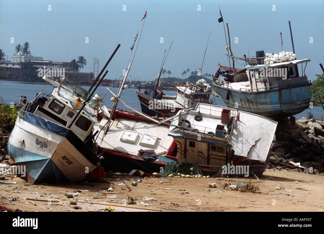 Indian ocean tsunami 2004 aftermath hi-res stock photography and images ...