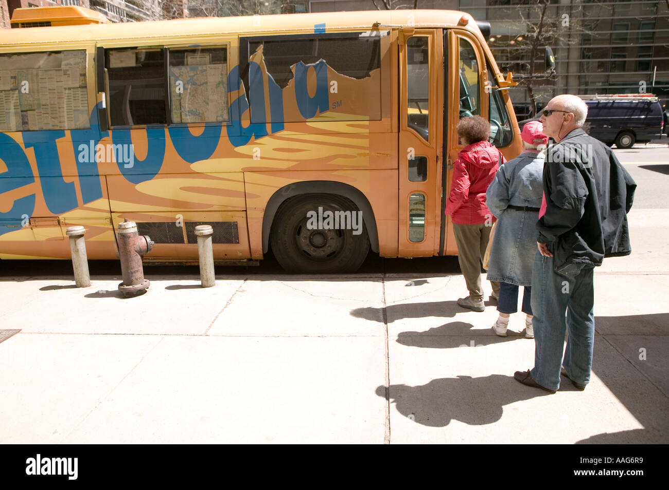 New york metrocard bus hi-res stock photography and images - Alamy