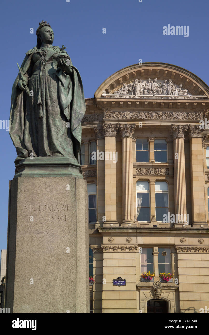 Statue of Queen Victoria Victoria Square Birmingham England Stock Photo