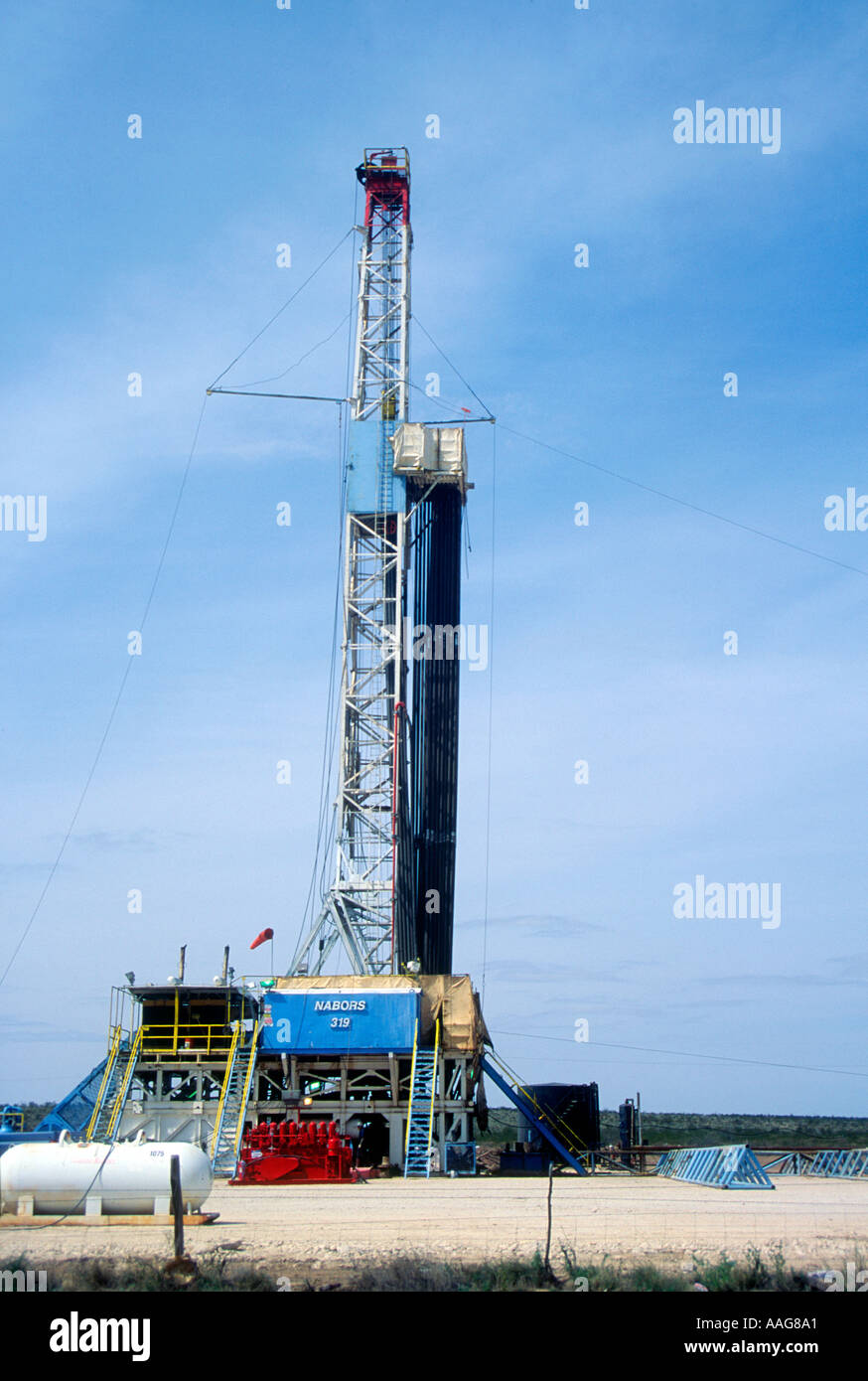 Workover rig hires stock photography and images Alamy