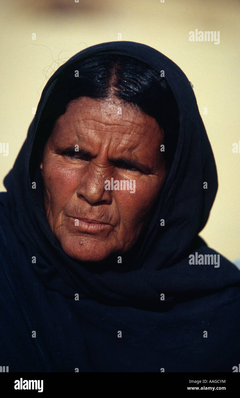 Tuareg woman - Timbuktu, Sahara desert, MALI Stock Photo