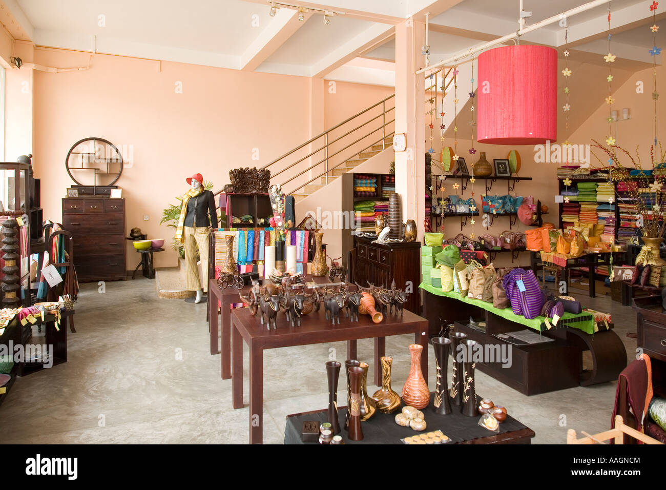 Gift shop Phnom Penh Cambodia Stock Photo - Alamy