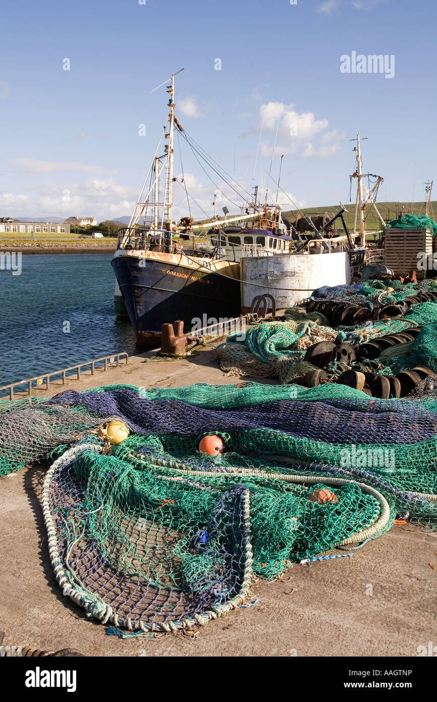 Ring net fishing boats in hi-res stock photography and images - Alamy