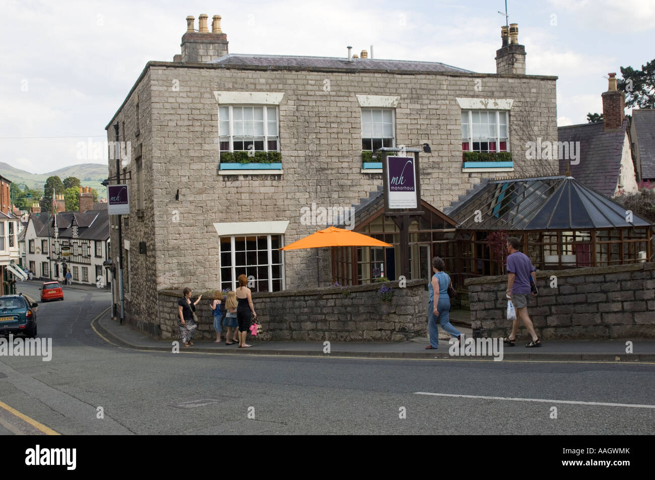 The Manor House restaurant and hotel Ruthun Ruthin Clwyd North wales summer evening exterior Stock Photo
