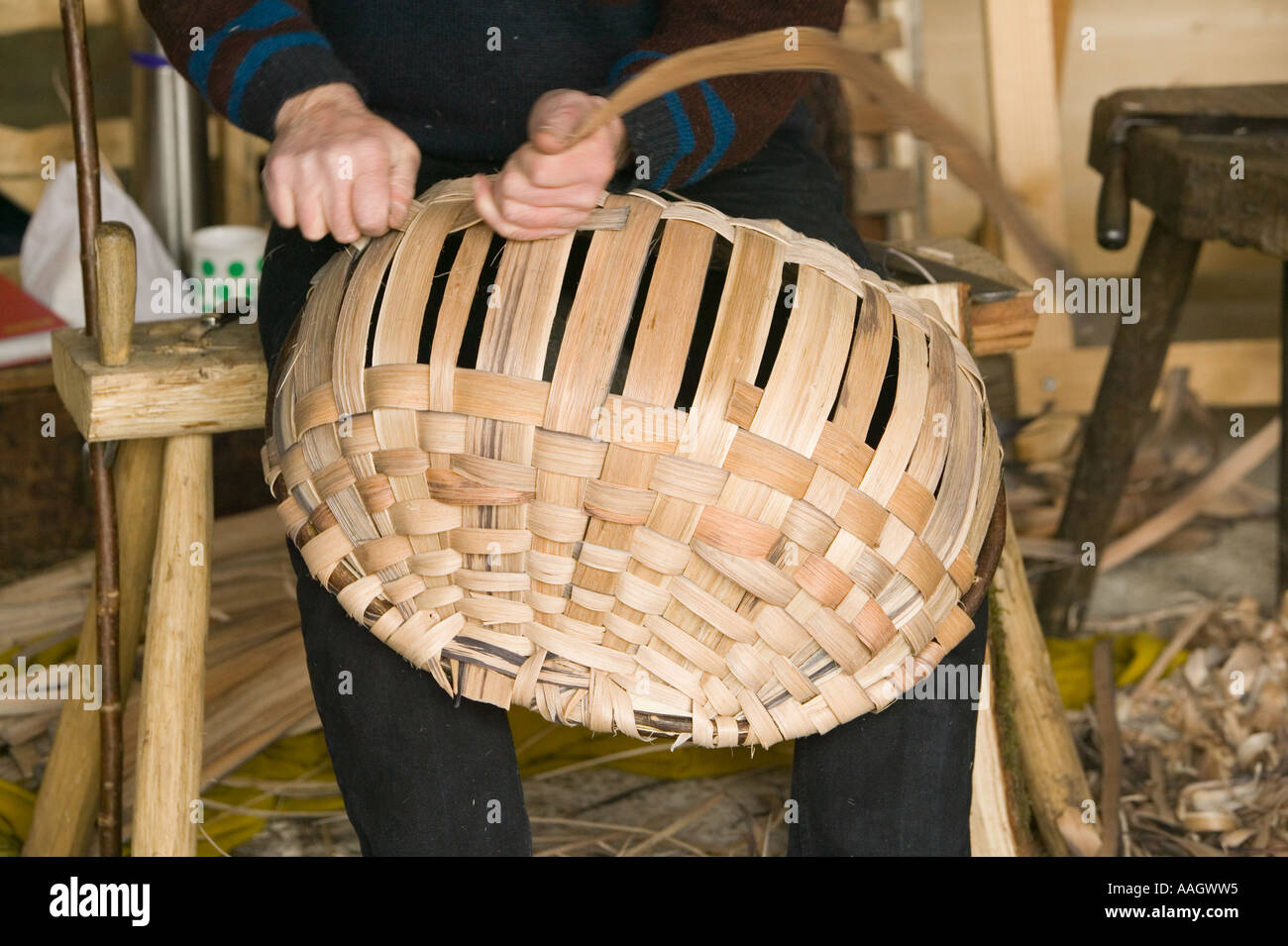 traditional skill of basket weaving Stock Photo Alamy