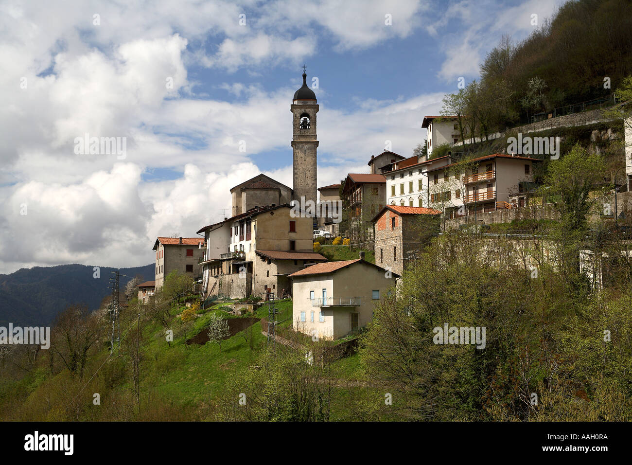 See italy hi-res stock photography and images - Alamy, image size:1300x956