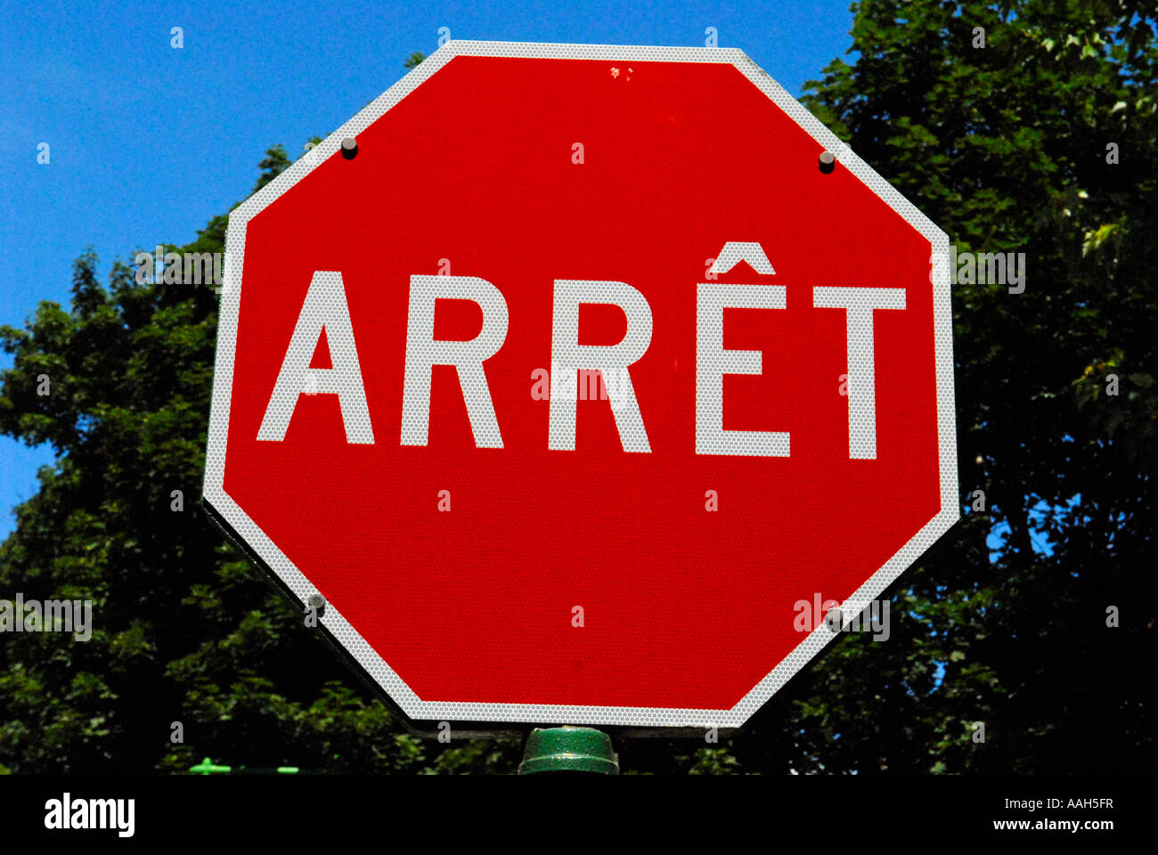 Stop sign in french Montreal Canada Stock Photo Alamy