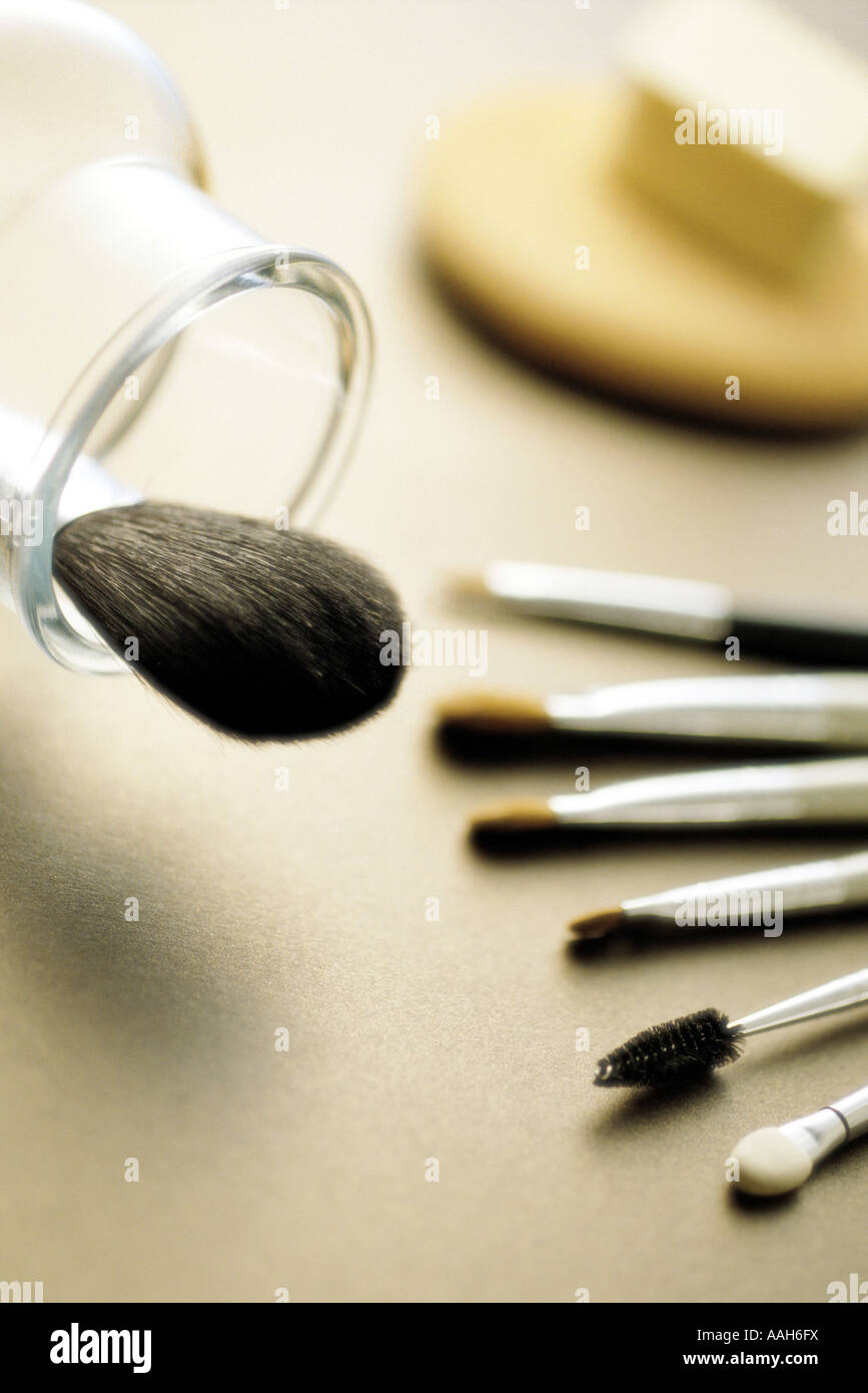 Beauty brush hi-res stock photography and images - Alamy