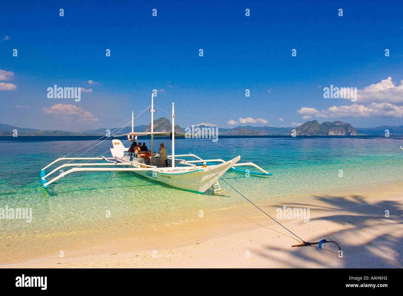 Palawan s El Nido stunning scenery made of limestone hills beaches and