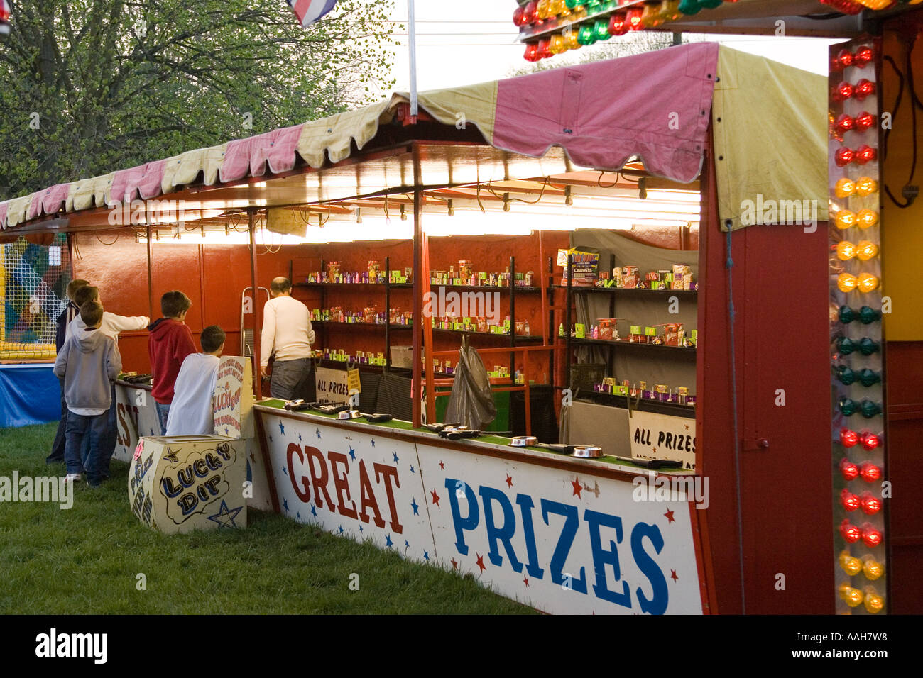 A game stall at the funfair at Bardwell in Suffolk Stock Photo