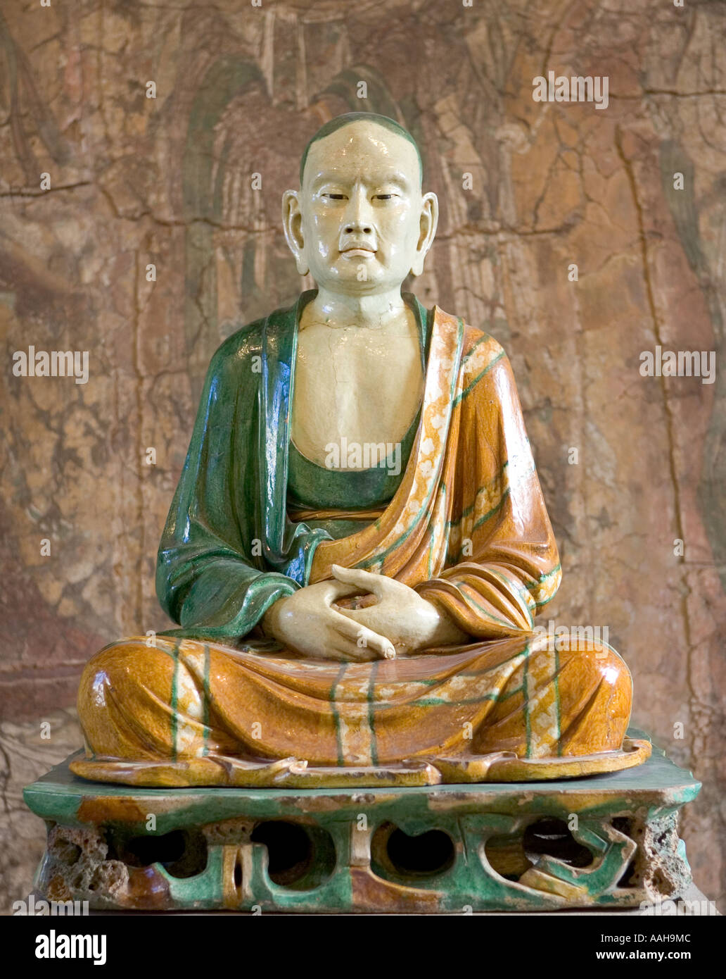 The Lohan statue in The British Museum, Objective Art Buddhist ideal of