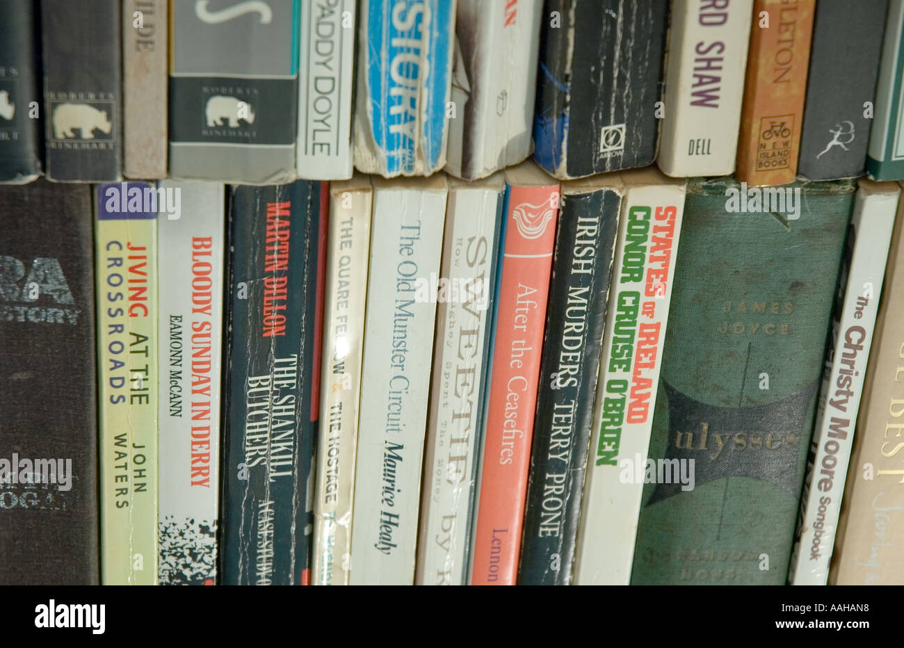 Second hand Irish books Stock Photo Alamy