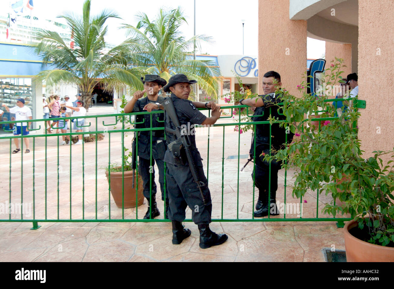 Armed guards at cruise ship docks in Cozumel Mexico Stock Photo Alamy