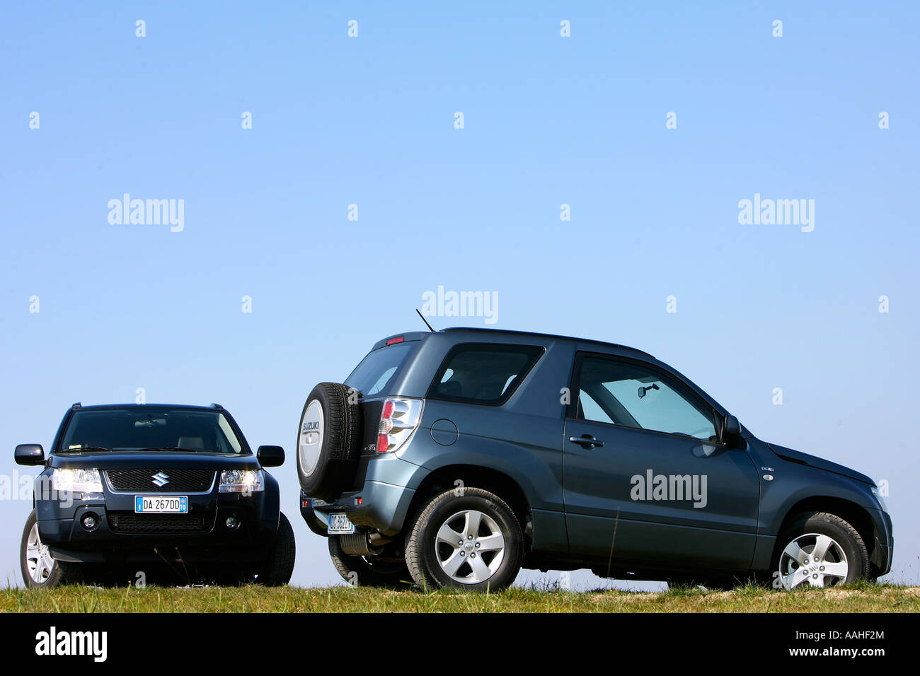 Suzuki vitara hi-res stock photography and images - Alamy