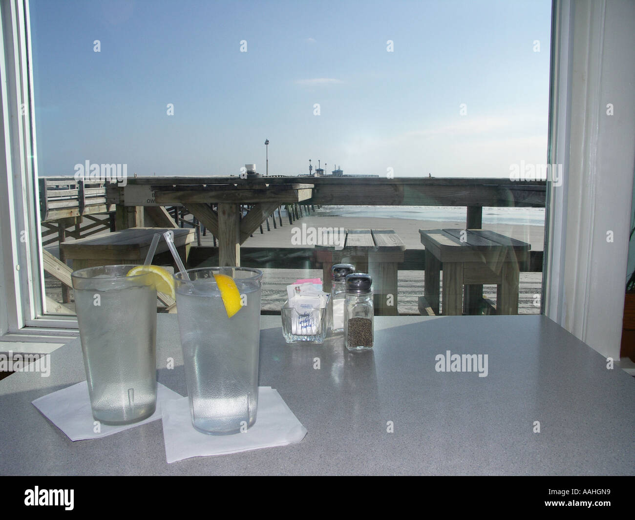 Restaurant on Fishing Pier Stock Photo Alamy