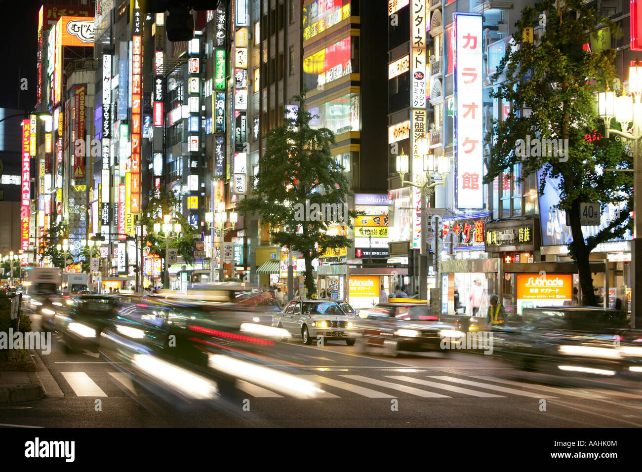 Tokyo Street Lights Night Traffic Hi Res Stock Photography And Images Alamy