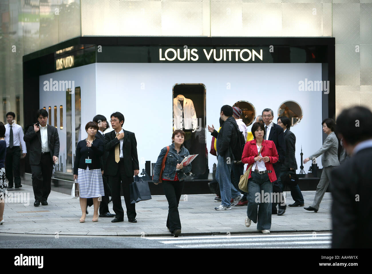 JPN Japan Tokyo Ginza elegant shopping and entertainments district Louis Vuitton store on Chuo Dori street Stock Photo