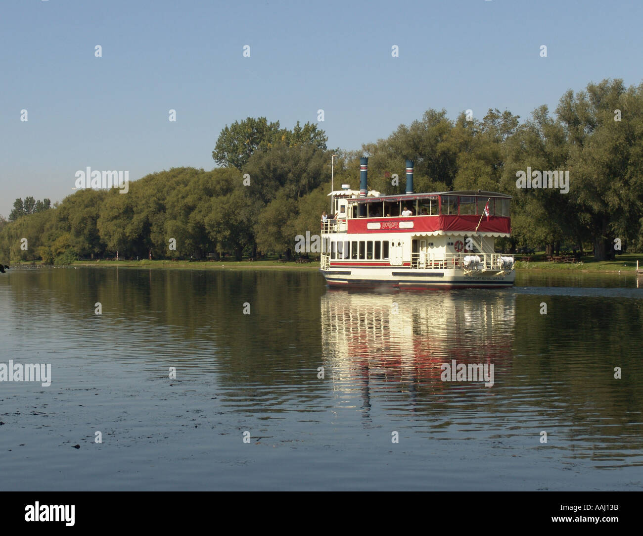 a paddle wheeler tour boat toronto islands Stock Photo Alamy