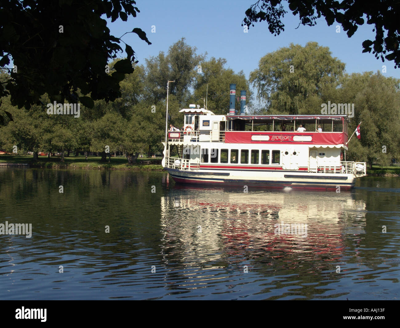 a paddle wheeler tour boat toronto islands Stock Photo Alamy