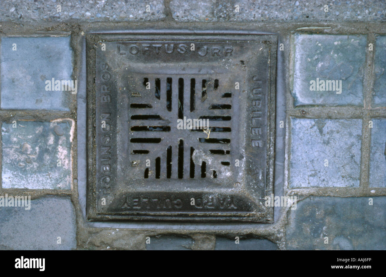 Robinson Brothers of Loftus Jubilee yard gully cover, Staithes, North