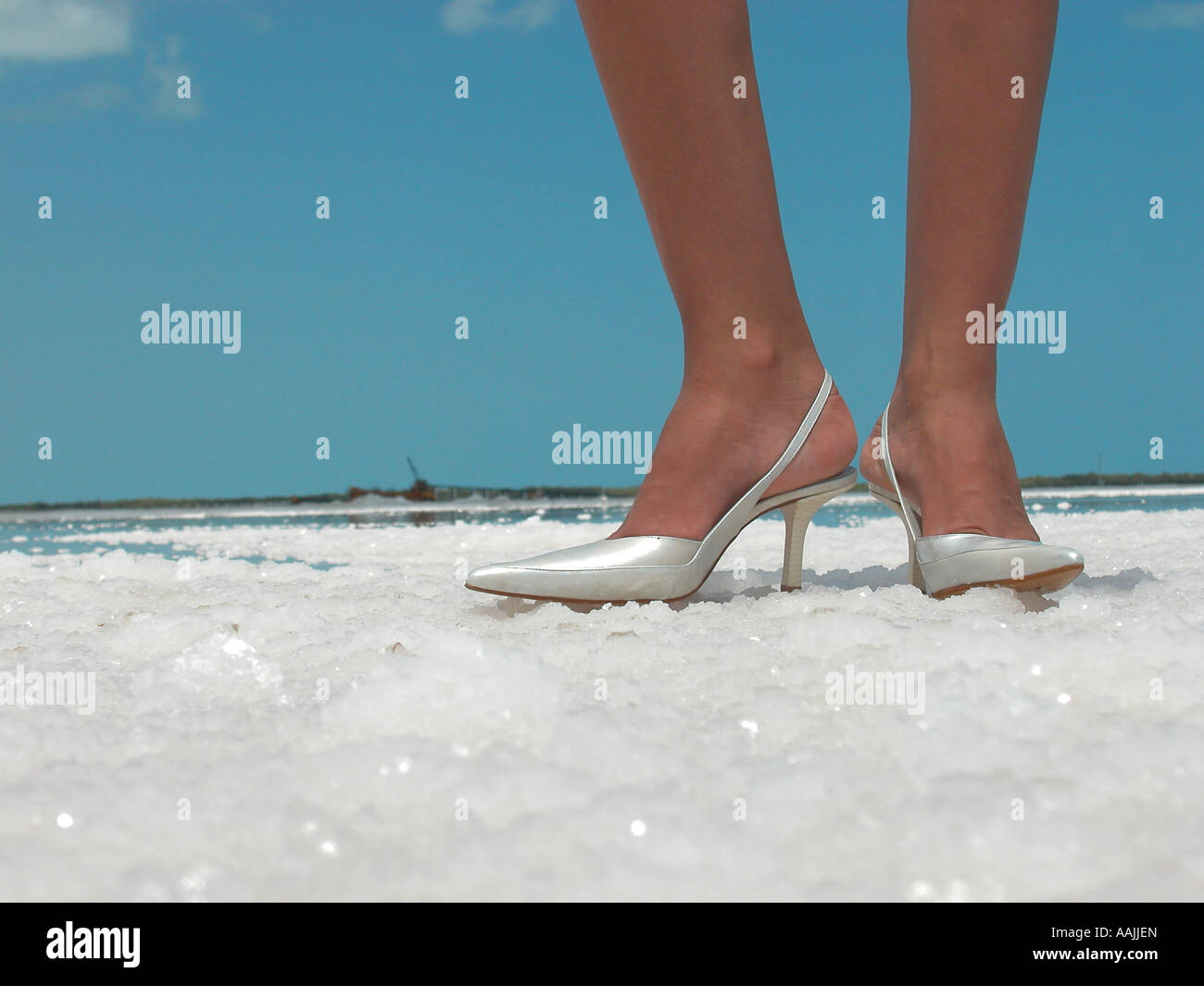 Evaporation on pavement hi-res stock photography and images - Alamy