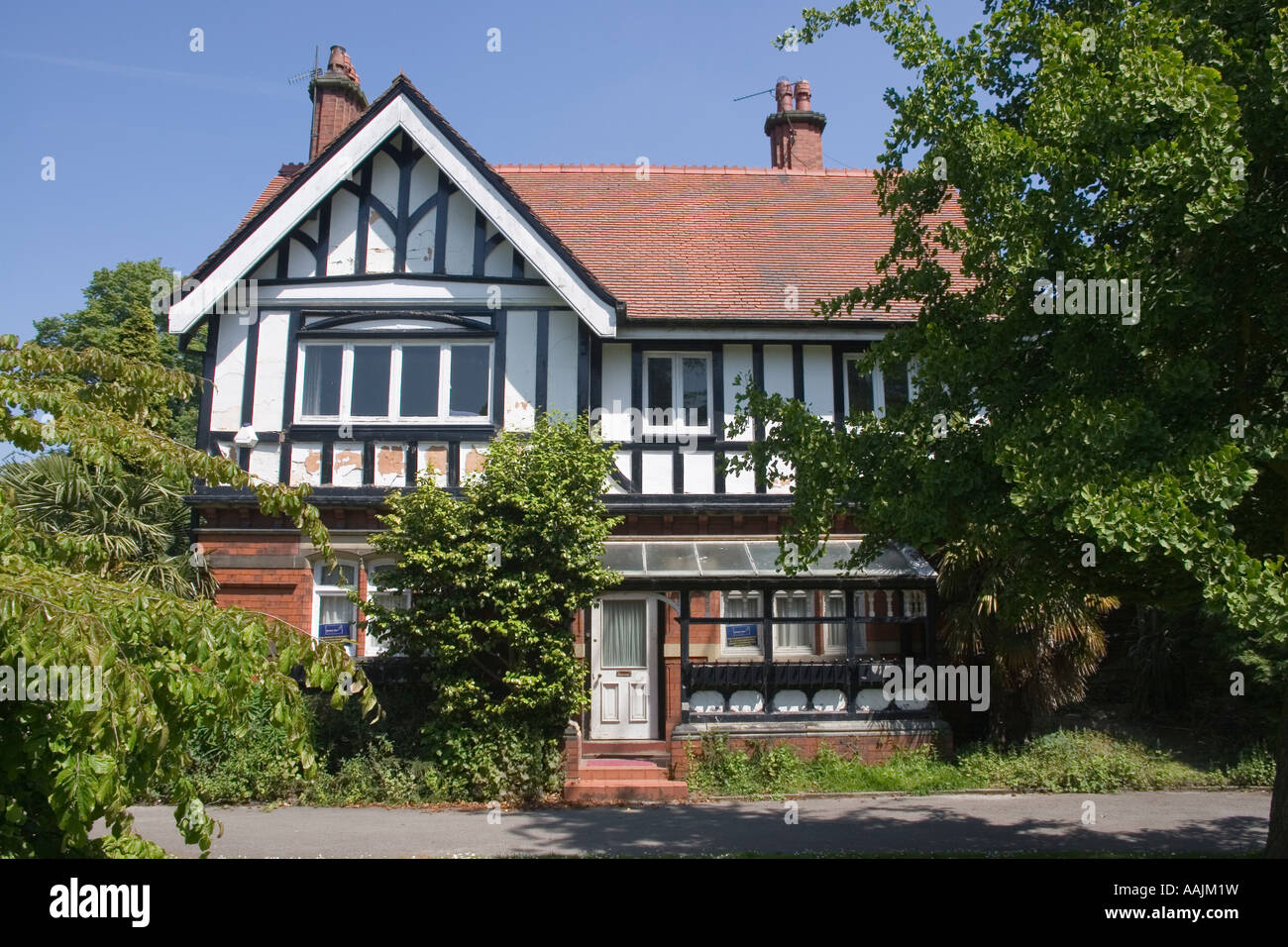 Marie Louise Gardens Lodge house, Didsbury, Manchester,UK Stock Photo