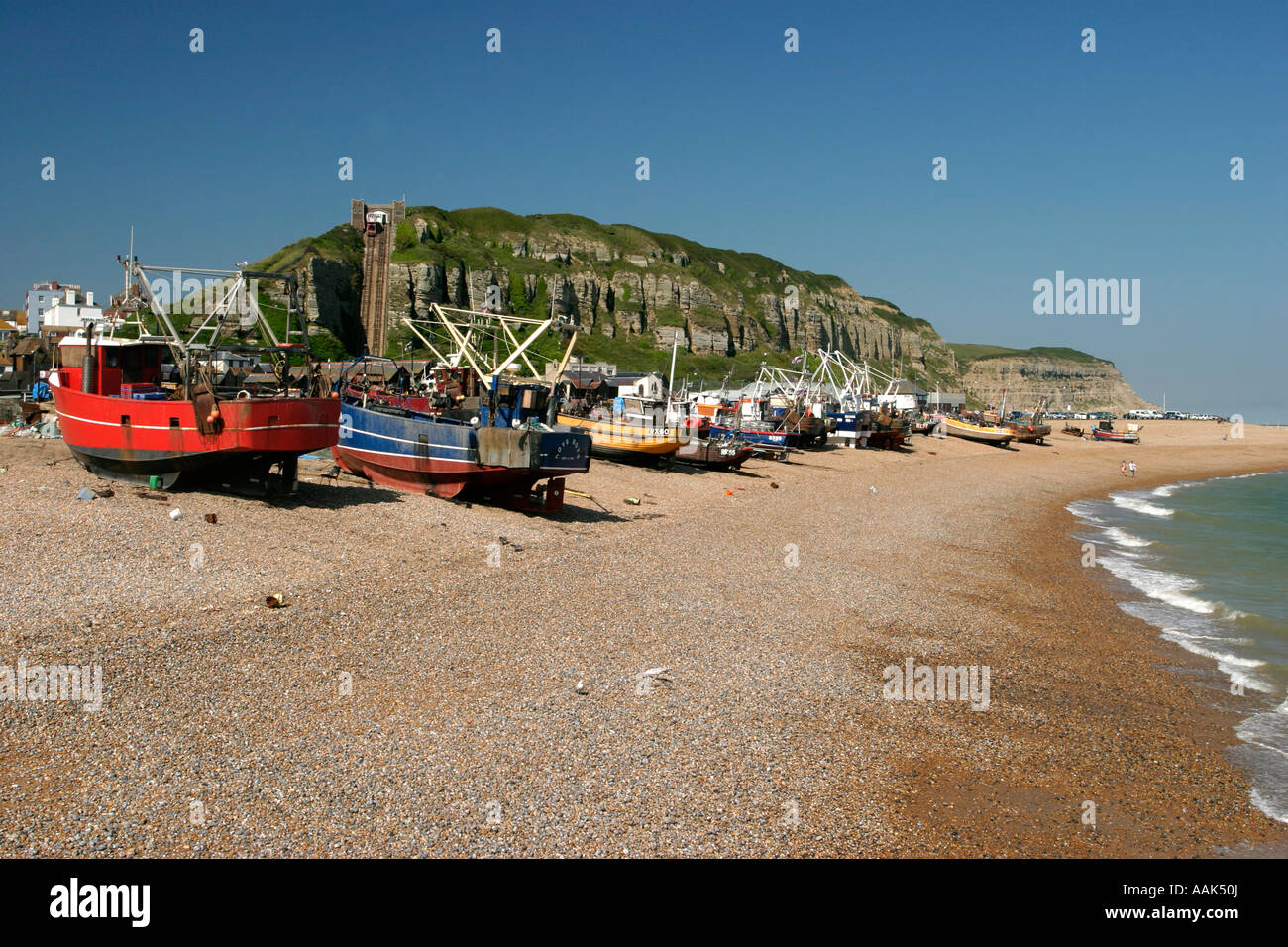 Hastings stade beach fishing boats hi-res stock photography and images -  Page 7 - Alamy