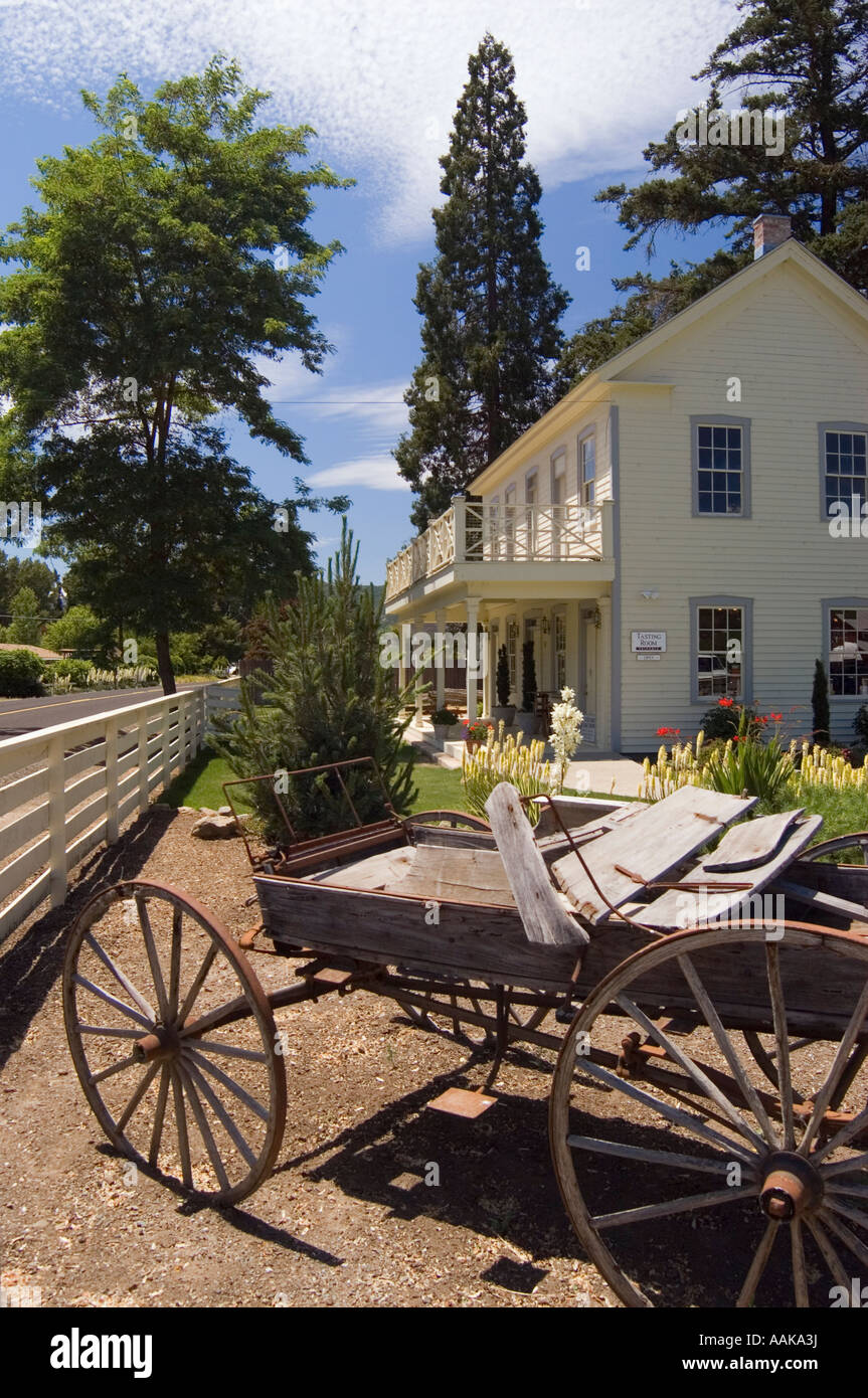 Del Rio Vineyards tasting room in historic Rock Point Stage Hotel Rogue Valley Gold Hill Oregon Stock Photo