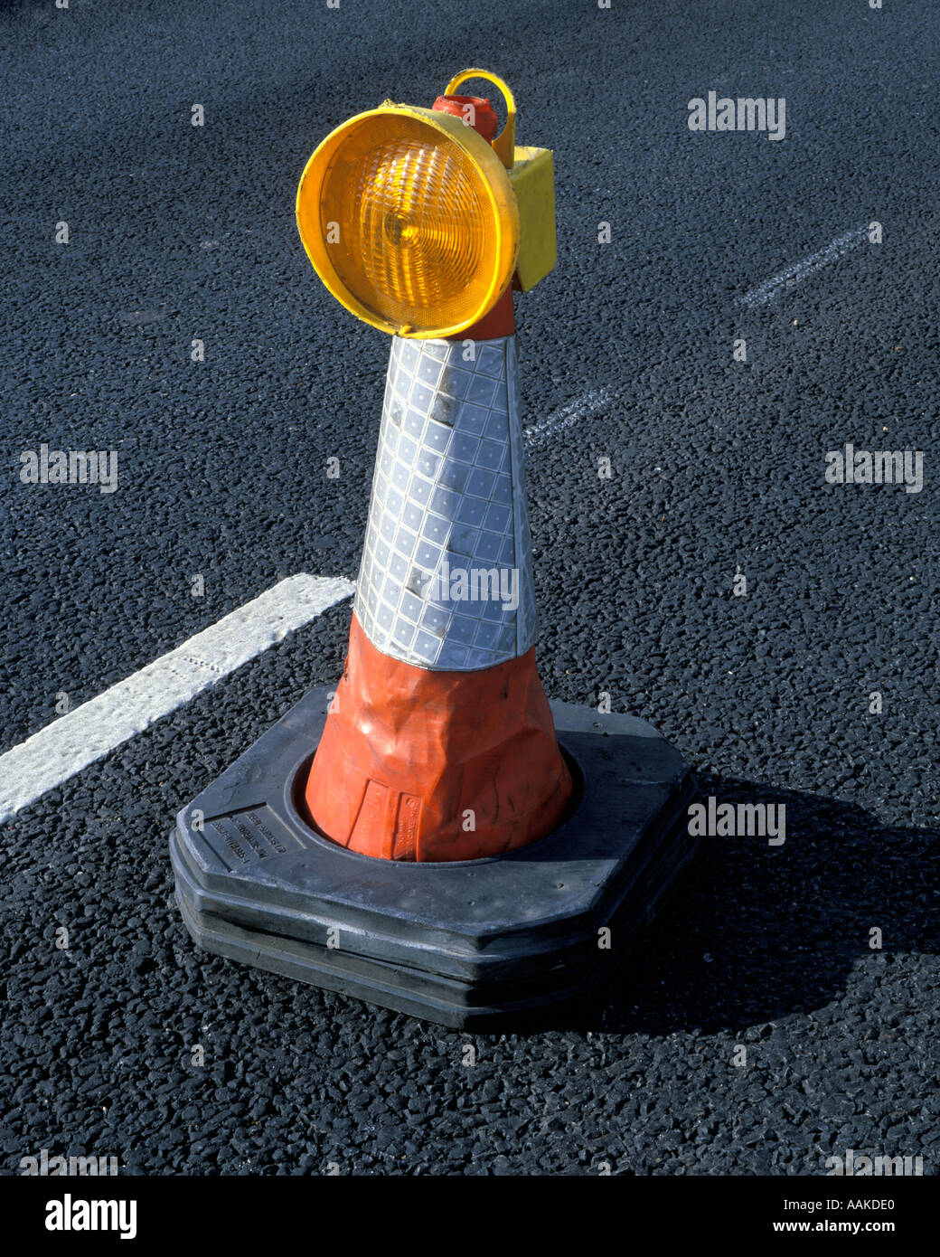 Traffic light fitting hires stock photography and images Alamy