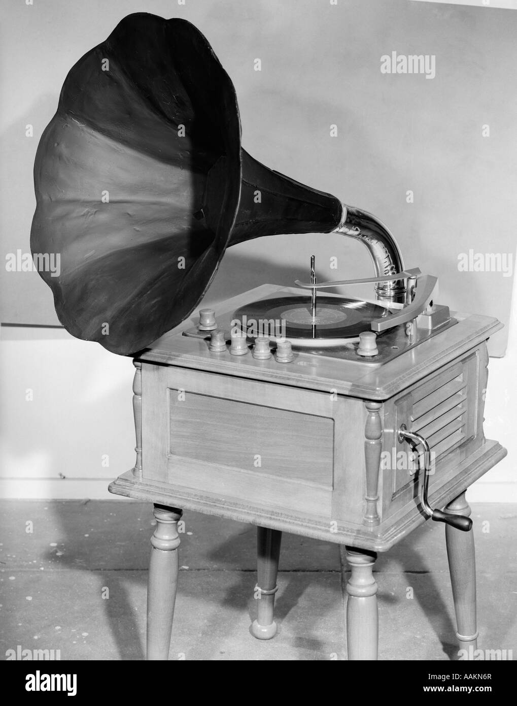 1950s VINTAGE GRAMOPHONE CONVERTED TO A FREESTANDING PIECE OF FURNITURE Stock Photo